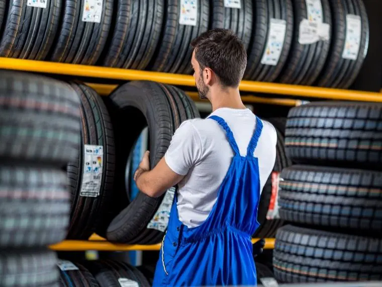 Niksar Oto Lastikçi